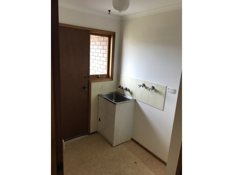 4 Mannata Street, Lauderdale TAS 7021