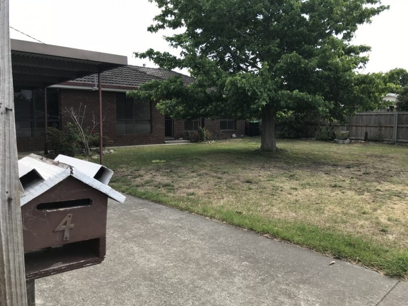 4 Mannata Street, Lauderdale TAS 7021