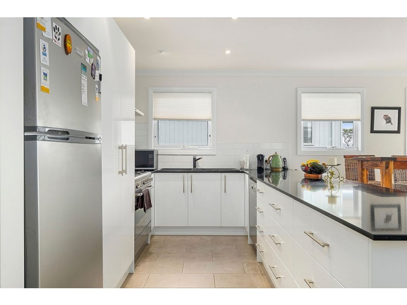 43 Esplanade, Midway Point TAS 7171