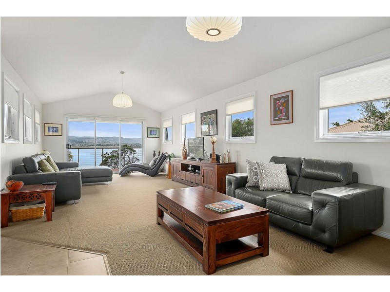 43 Esplanade, Midway Point TAS 7171