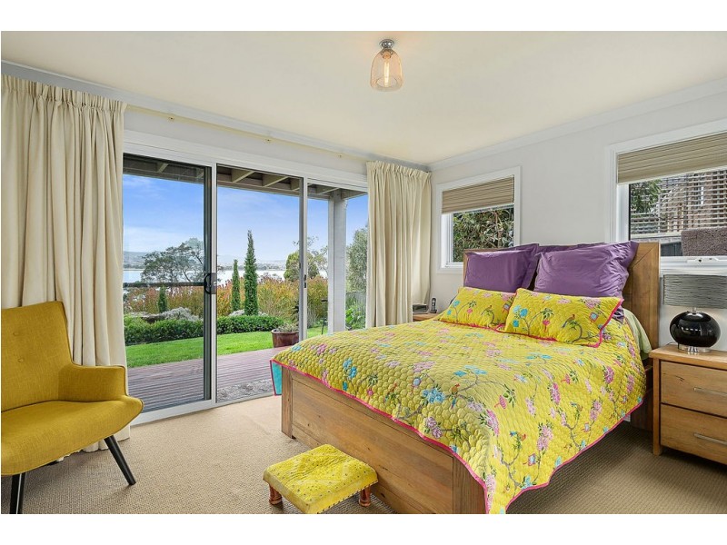 43 Esplanade, Midway Point TAS 7171