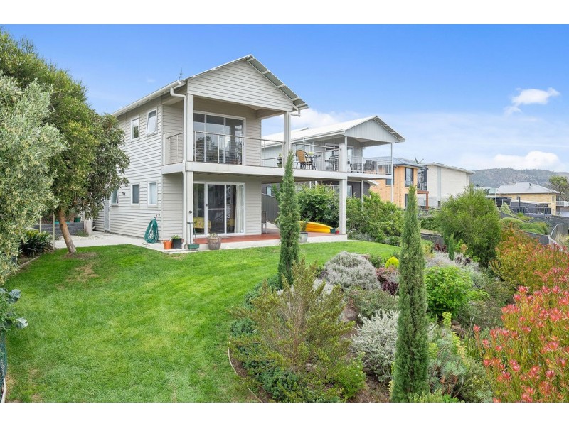 43 Esplanade, Midway Point TAS 7171