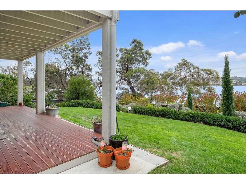 43 Esplanade, Midway Point TAS 7171