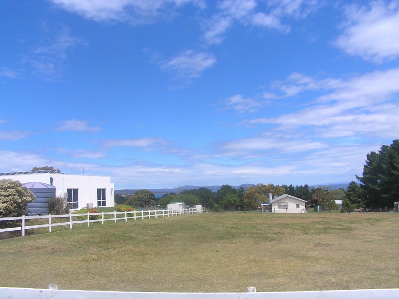 4 Colleen Crescent, Primrose Sands TAS 7173