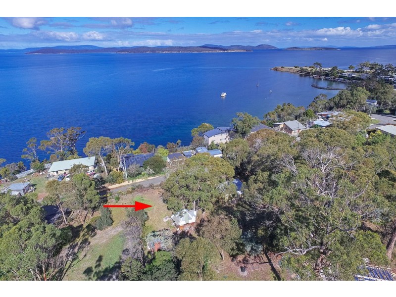 16 Susans Bay Road, Primrose Sands TAS 7173