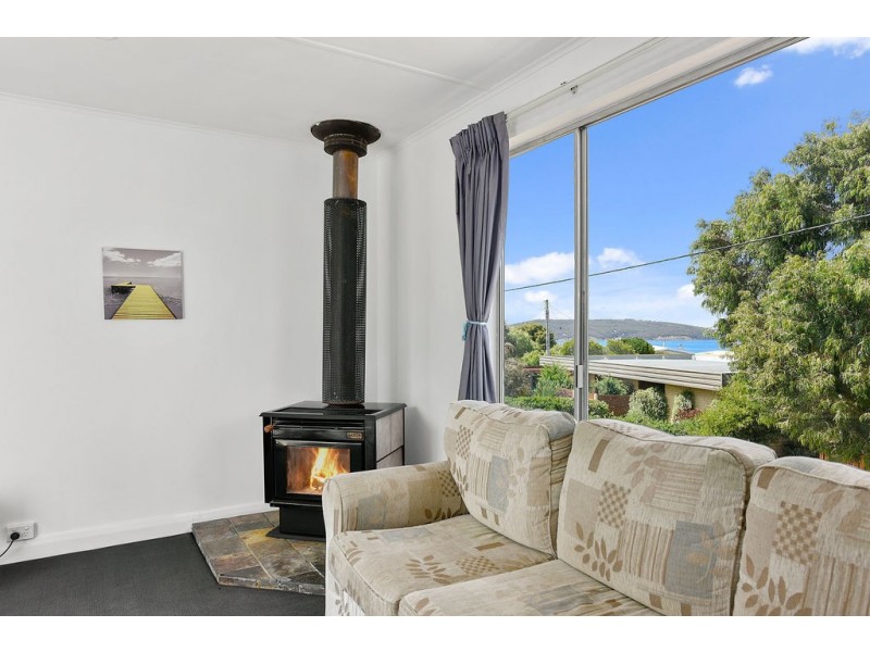 15 Ulvergerne Street, Dodges Ferry TAS 7173