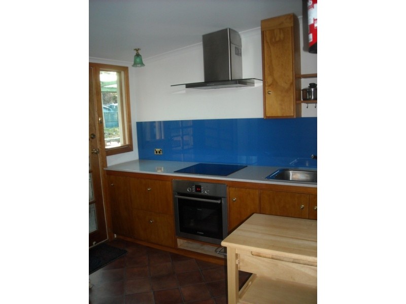2 Riaweena Street, Dodges Ferry TAS 7173