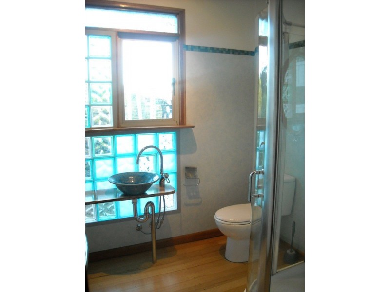 2 Riaweena Street, Dodges Ferry TAS 7173