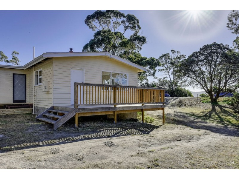 325 White Beach Road, White Beach TAS 7184