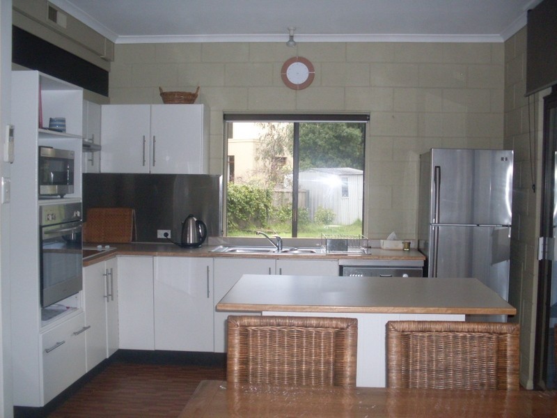 28 Surf Road, Seven Mile Beach TAS 7170