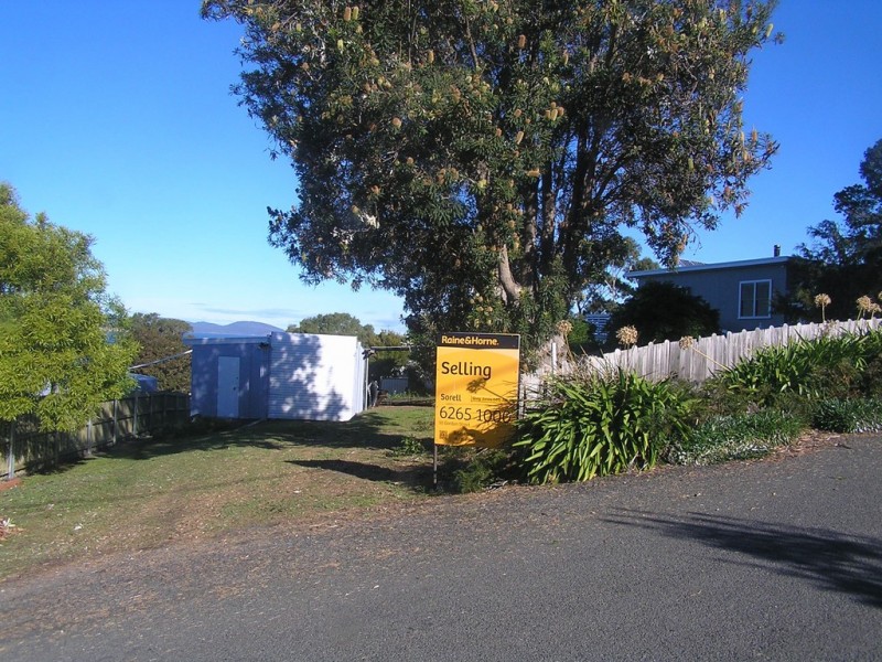 4 Boobyalla Street, Primrose Sands TAS 7173