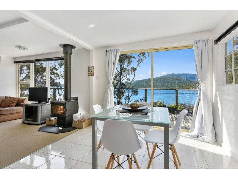 385 White Beach Road, White Beach TAS 7184