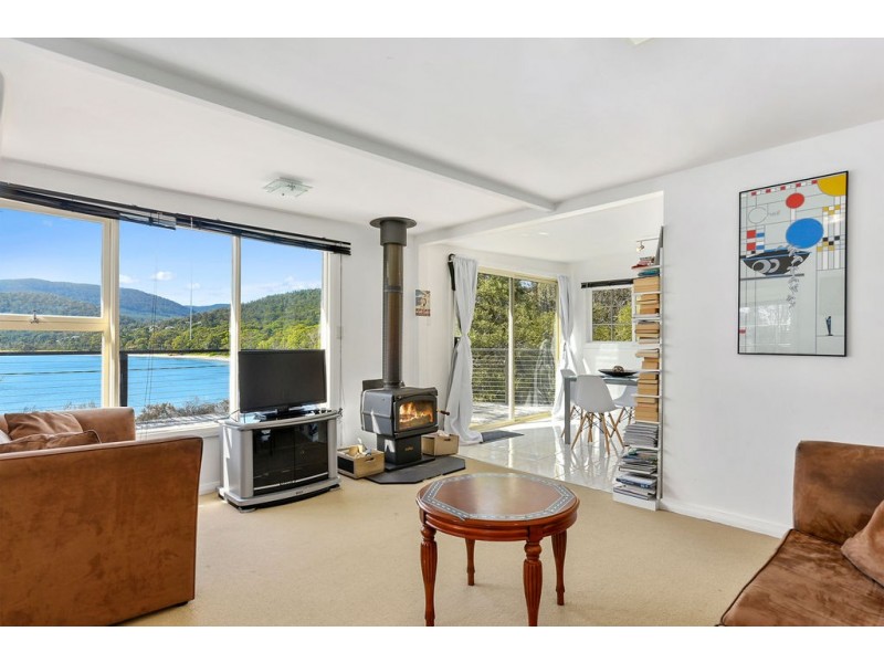 385 White Beach Road, White Beach TAS 7184