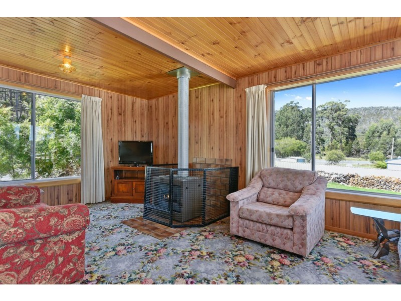 192 White Beach Road, White Beach TAS 7184