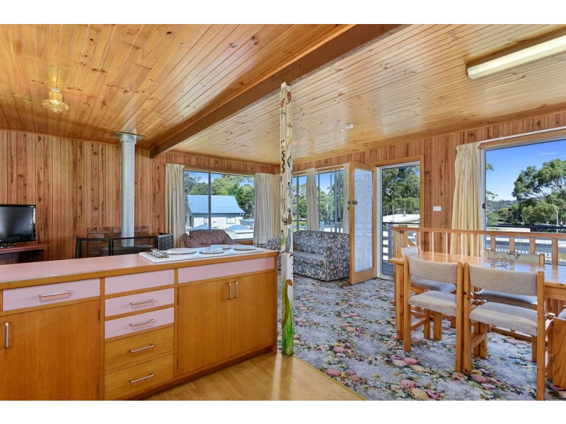 192 White Beach Road, White Beach TAS 7184