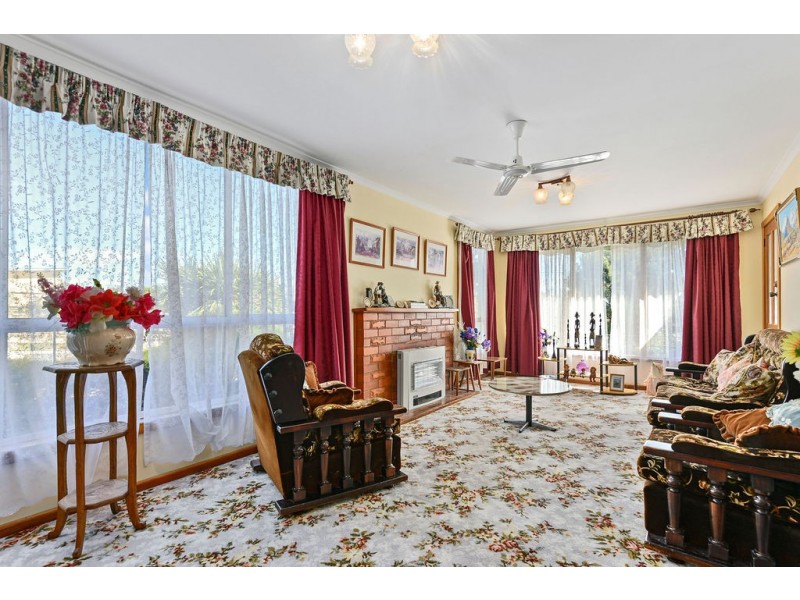 8 Kuneeamee Street, Dodges Ferry TAS 7173