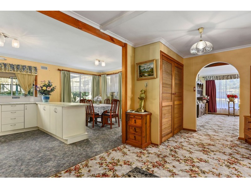 8 Kuneeamee Street, Dodges Ferry TAS 7173