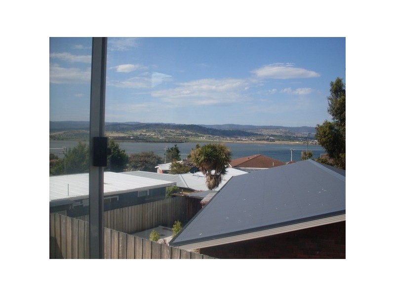 2/19 Midway Street, Midway Point TAS 7171