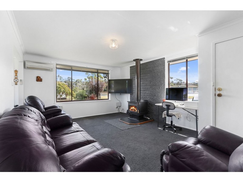 8 Victoria Street, Triabunna TAS 7190