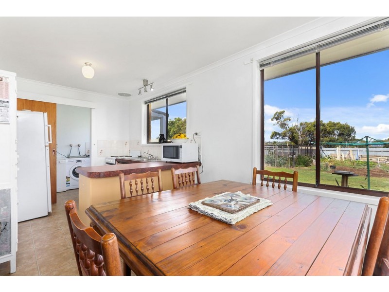 8 Victoria Street, Triabunna TAS 7190