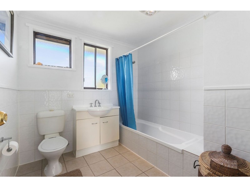 8 Victoria Street, Triabunna TAS 7190