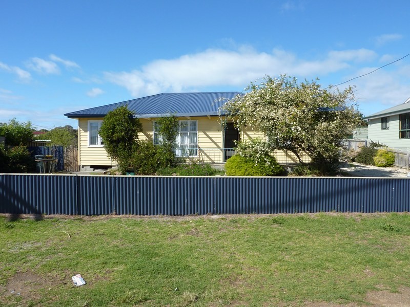 4 Fifth Avenue, Dodges Ferry TAS 7173