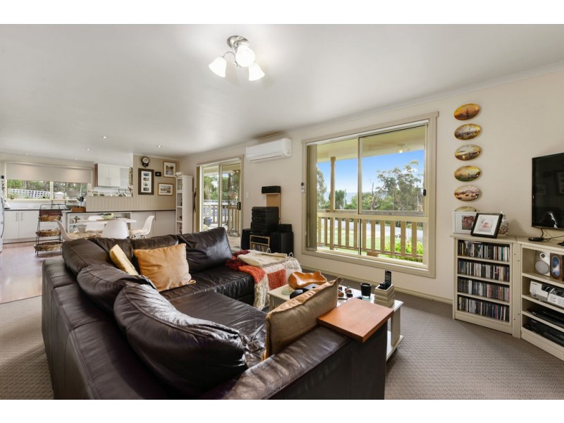 561 White Beach Road, White Beach TAS 7184