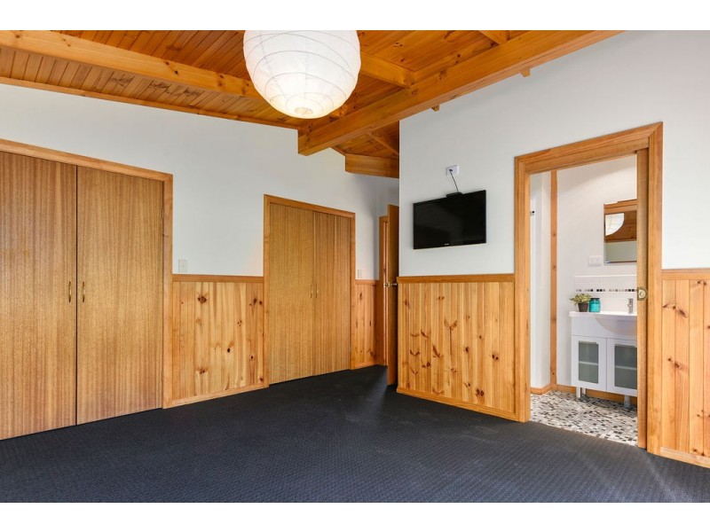 1 Young Street, Carlton TAS 7173