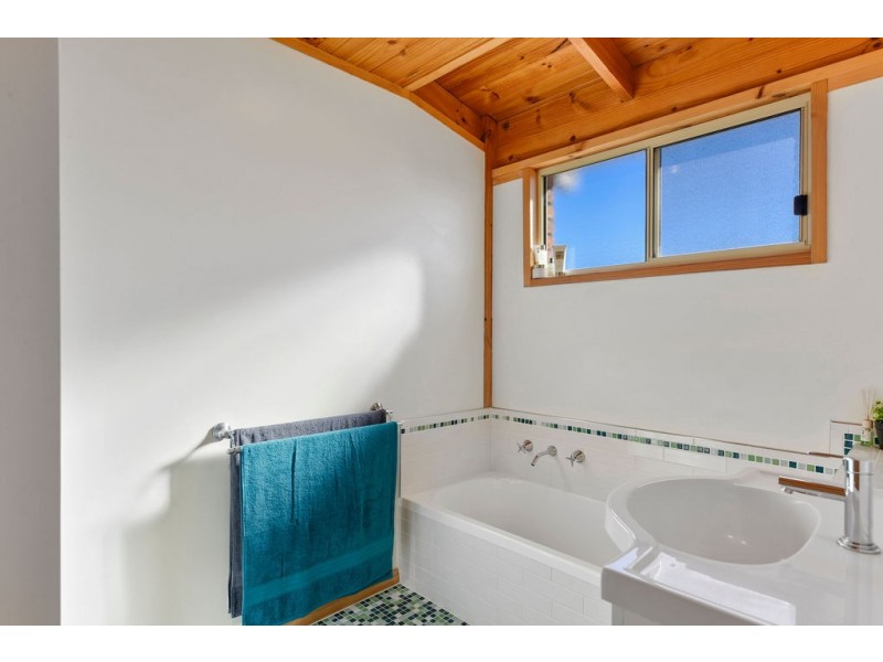 1 Young Street, Carlton TAS 7173