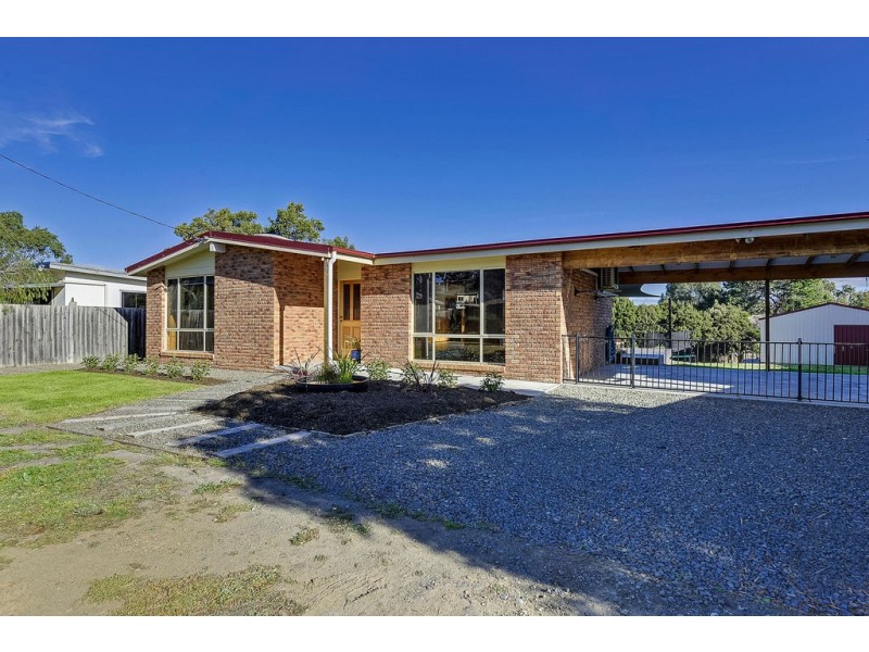 1 Young Street, Carlton TAS 7173