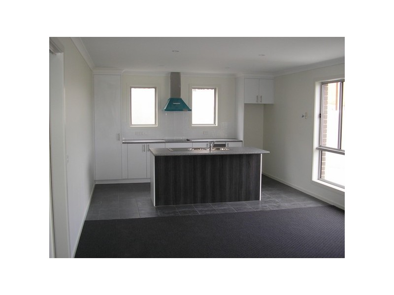 2/55 Horizons Drive, Sorell TAS 7172