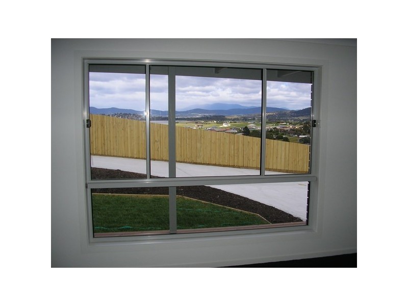 2/55 Horizons Drive, Sorell TAS 7172