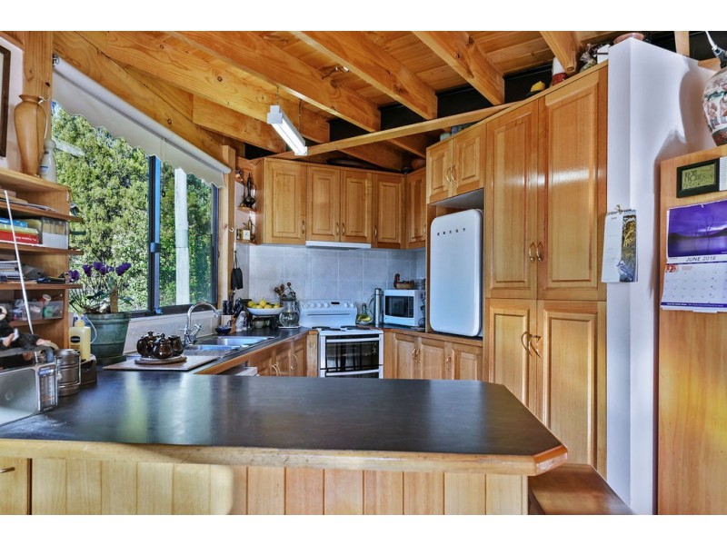 46 Waterfall Bay Road, Eaglehawk Neck TAS 7179