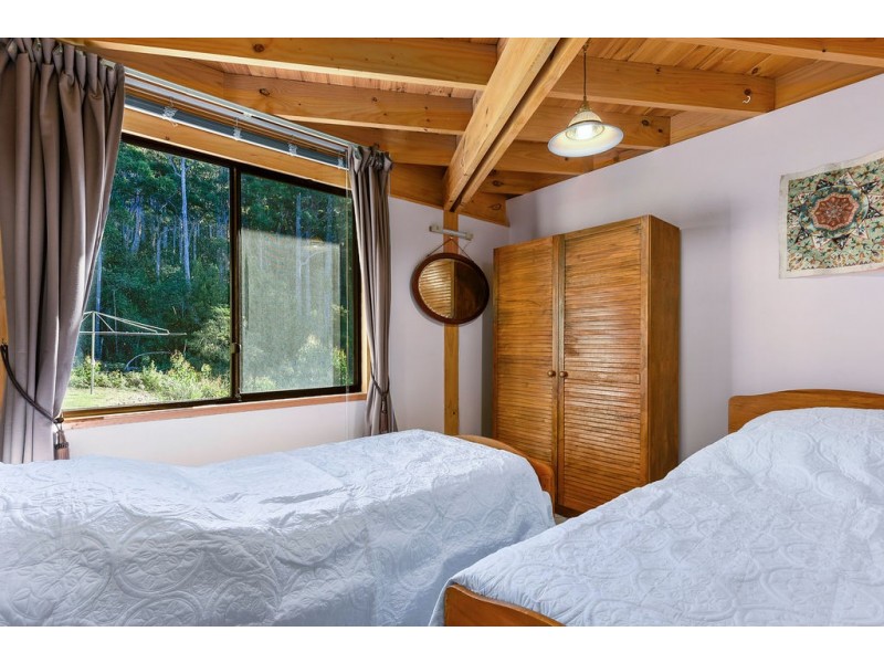 46 Waterfall Bay Road, Eaglehawk Neck TAS 7179