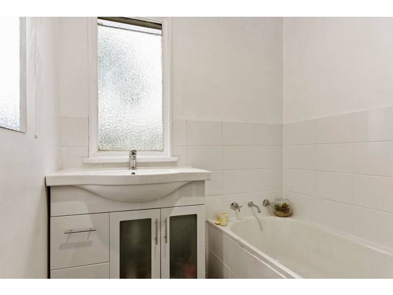 14 Erebus Street, Warrane TAS 7018