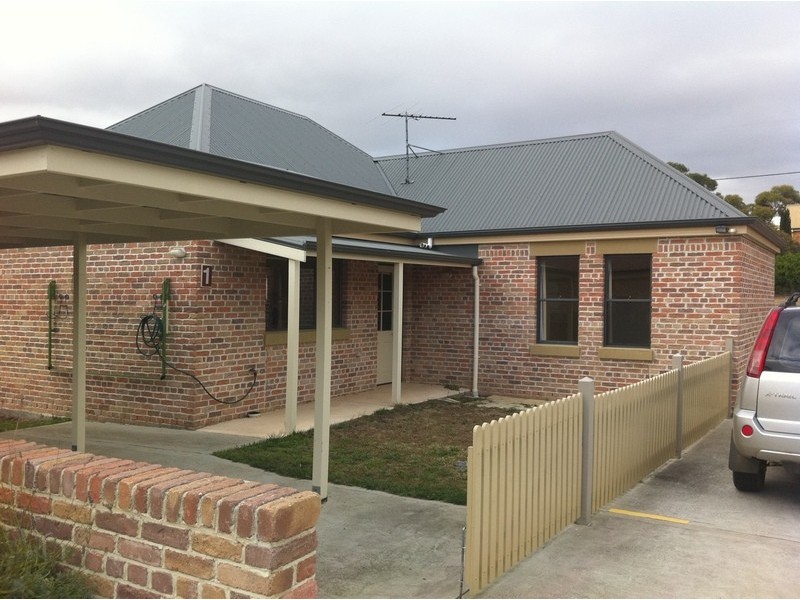 1/3 Napolean Street, Richmond TAS 7025