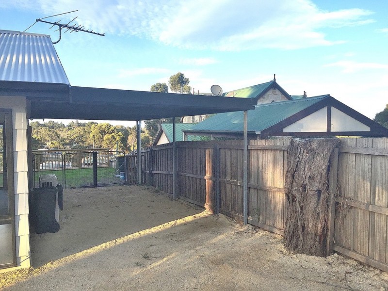 10 Meethenar Street, Carlton TAS 7173