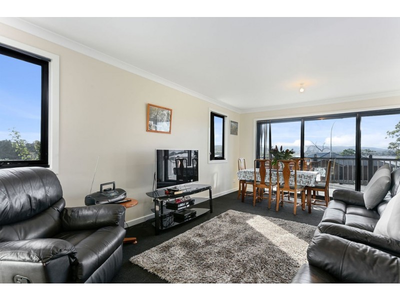 54 Esplanade, Midway Point TAS 7171