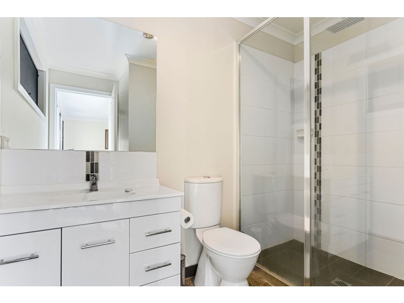 54 Esplanade, Midway Point TAS 7171