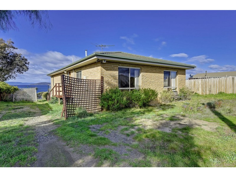19 Linden Road, Primrose Sands TAS 7173