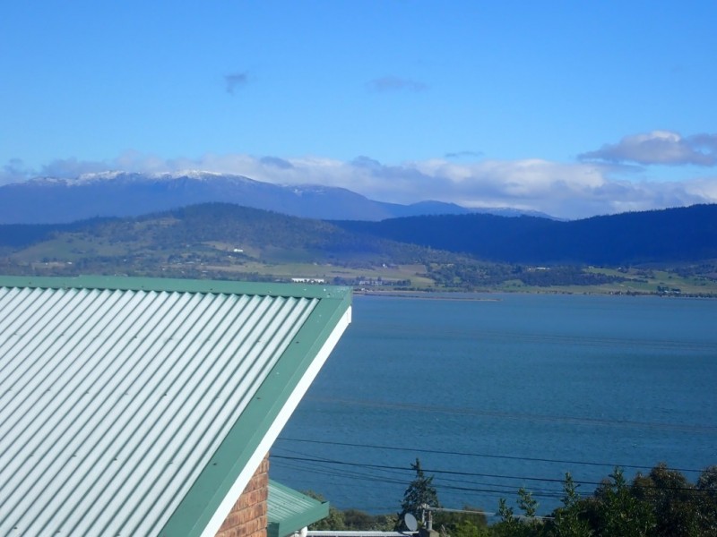 1/3 Suva Street, Midway Point TAS 7171