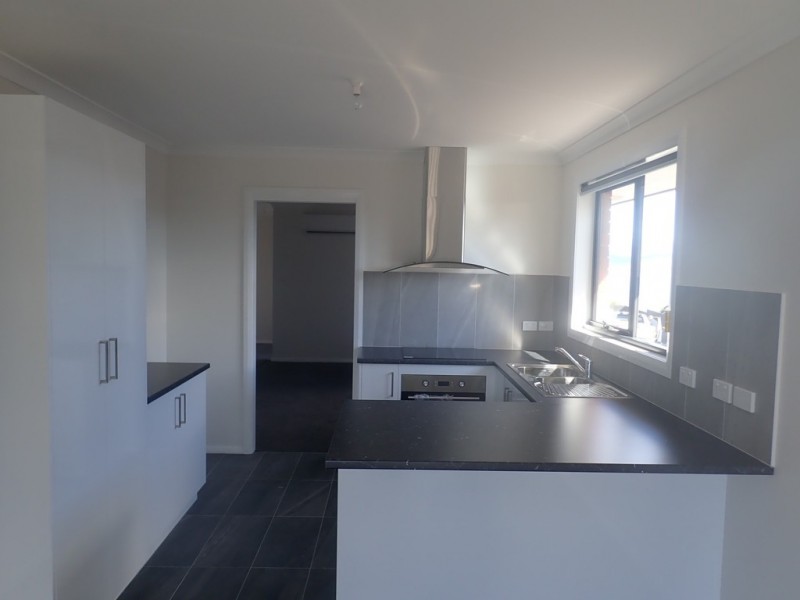 2/3 Suva Street, Midway Point TAS 7171