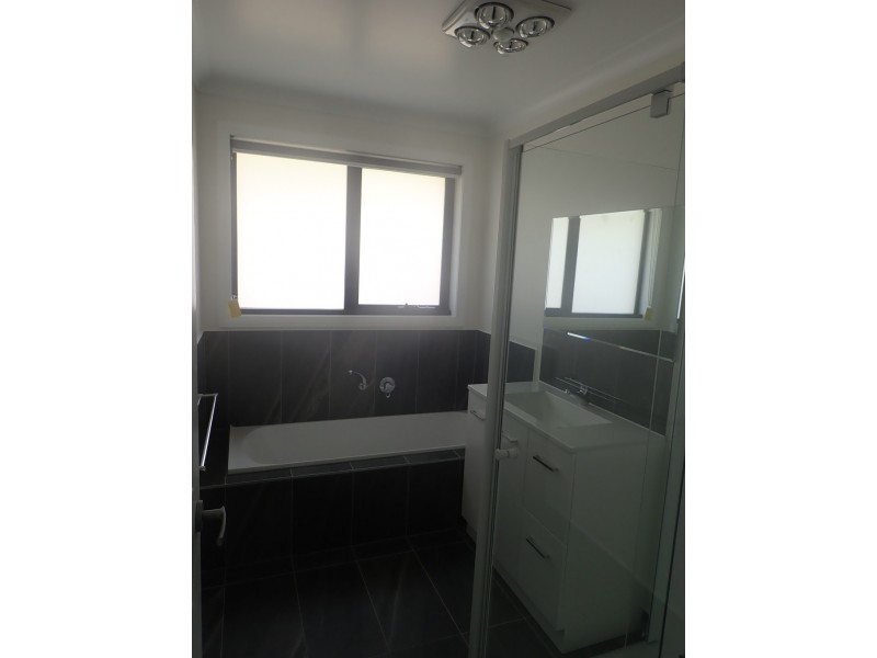 2/3 Suva Street, Midway Point TAS 7171