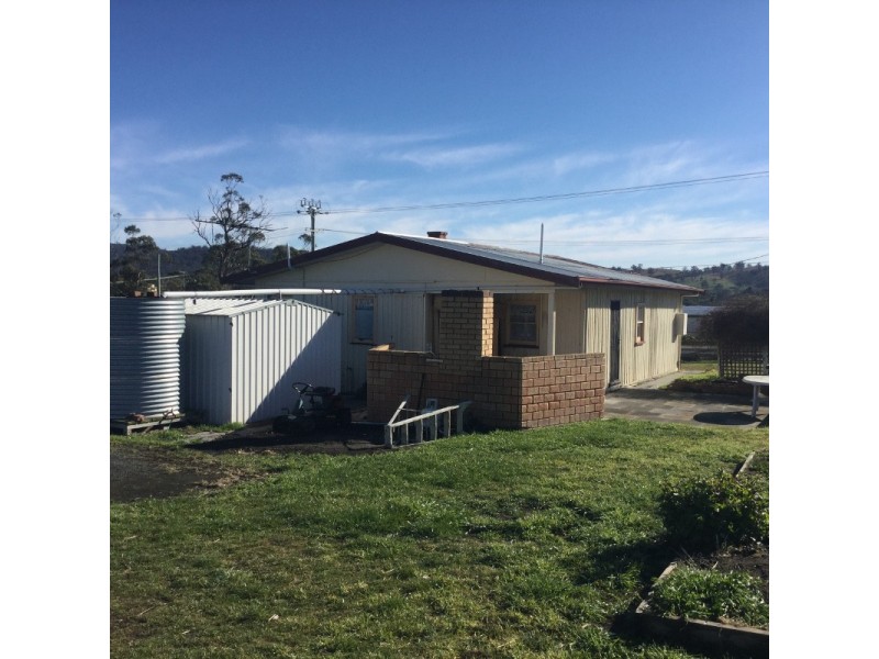 6 Boyle Street, Triabunna TAS 7190