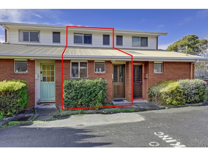 Unit 4/67 Giblin Street, Lenah Valley TAS 7008