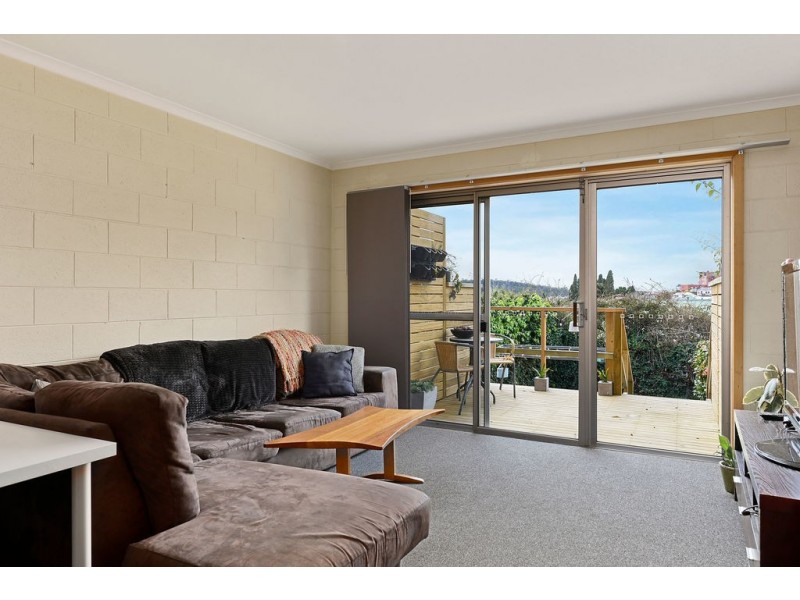 Unit 4/67 Giblin Street, Lenah Valley TAS 7008