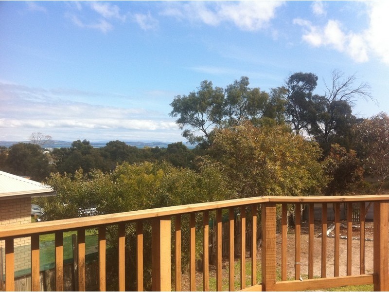 16 Joel Avenue, Carlton TAS 7173