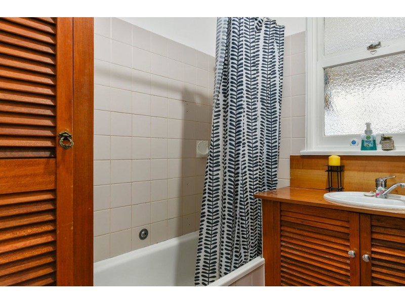 27 Moorina Crescent, Berriedale TAS 7011