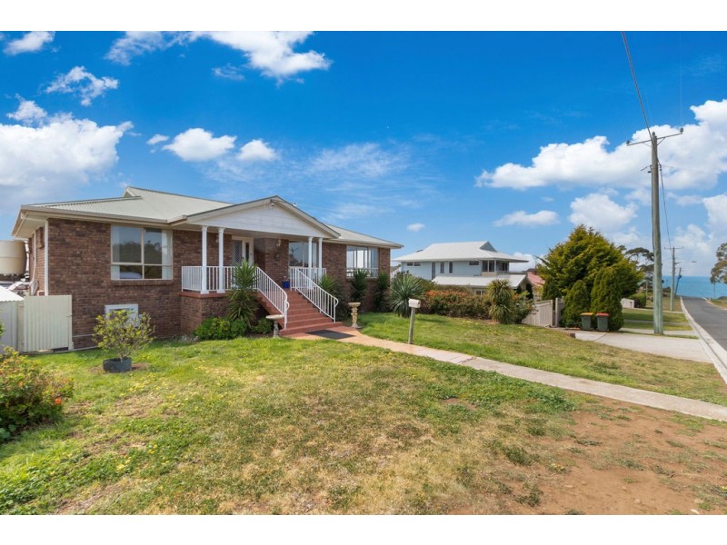 39 Gordon Street, Swansea TAS 7190