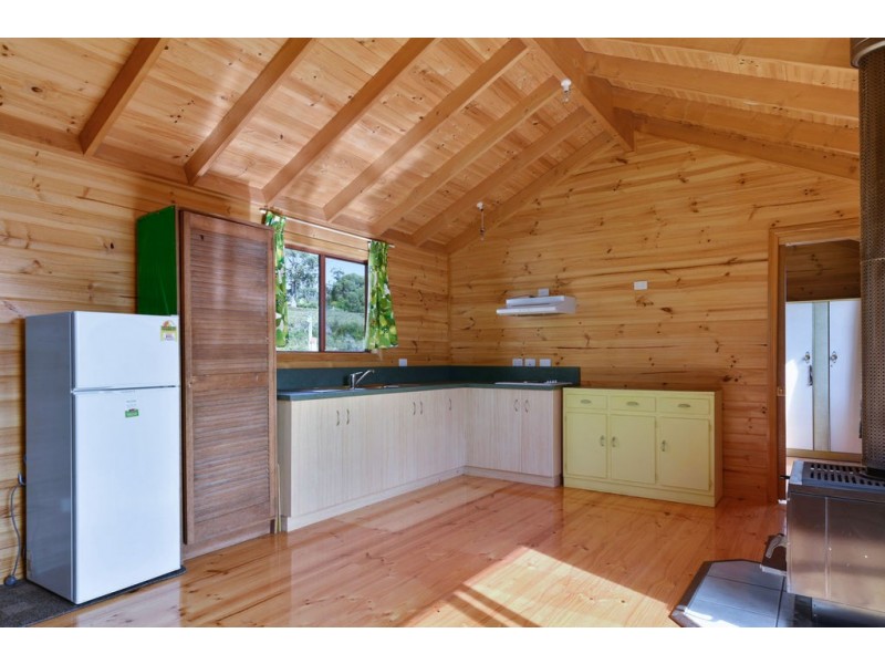 315 Gwandalan Road, Sloping Main TAS 7186